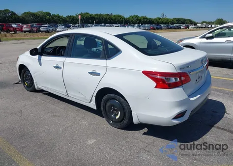 2017 Nissan Sentra S z USA, uszkodzony, nr VIN 3N1AB7AP5HY228891